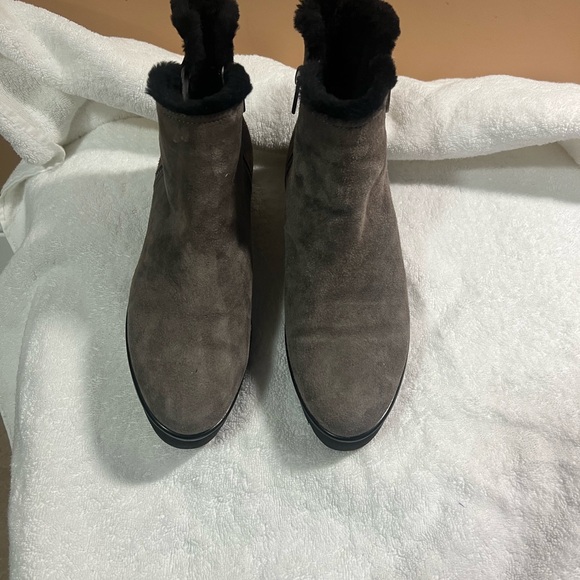 Pas  de Rouge boots - Picture 3 of 7